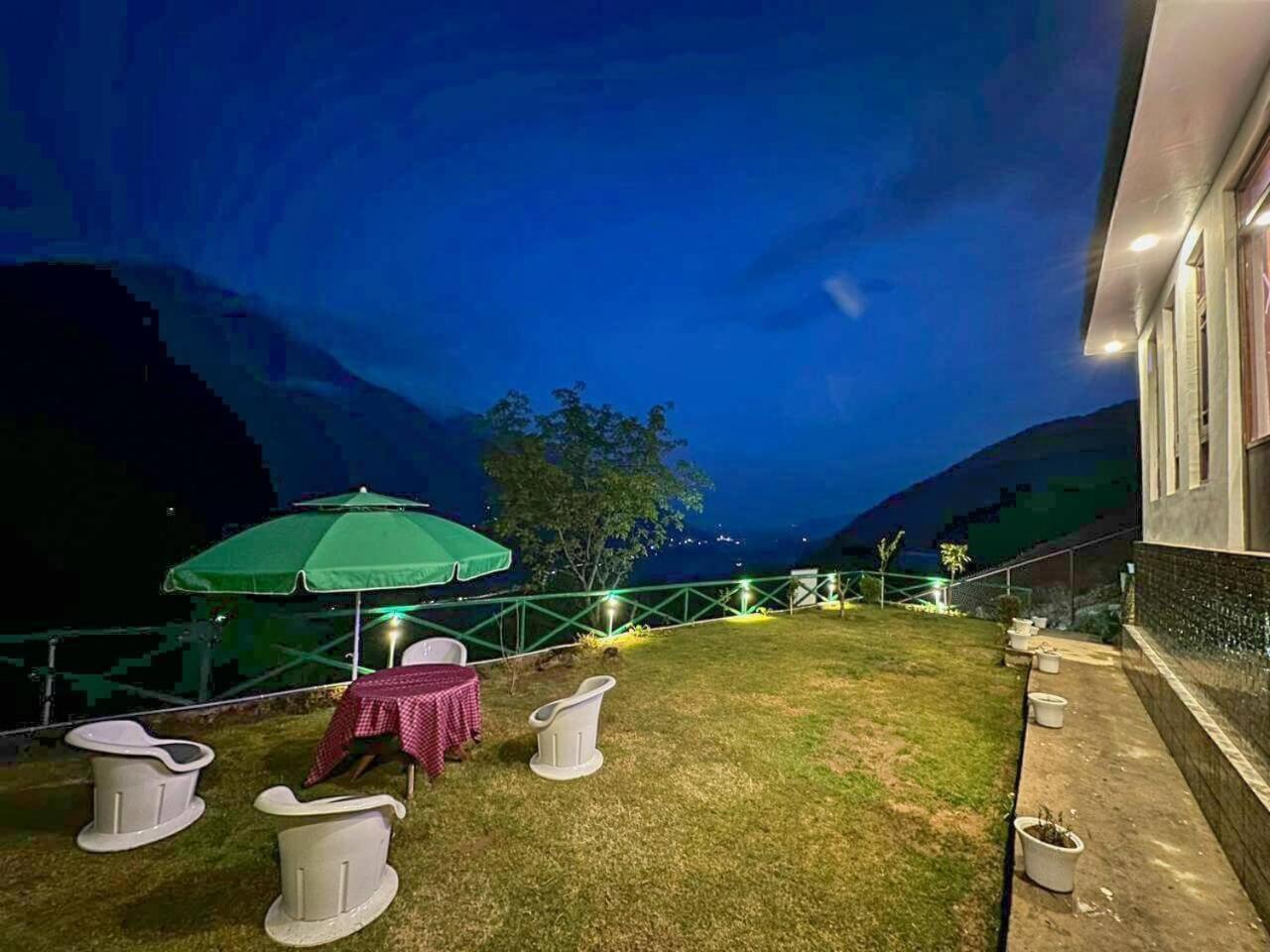 Cliff Cottage Pahalgam, Kashmir Batakut Exterior photo