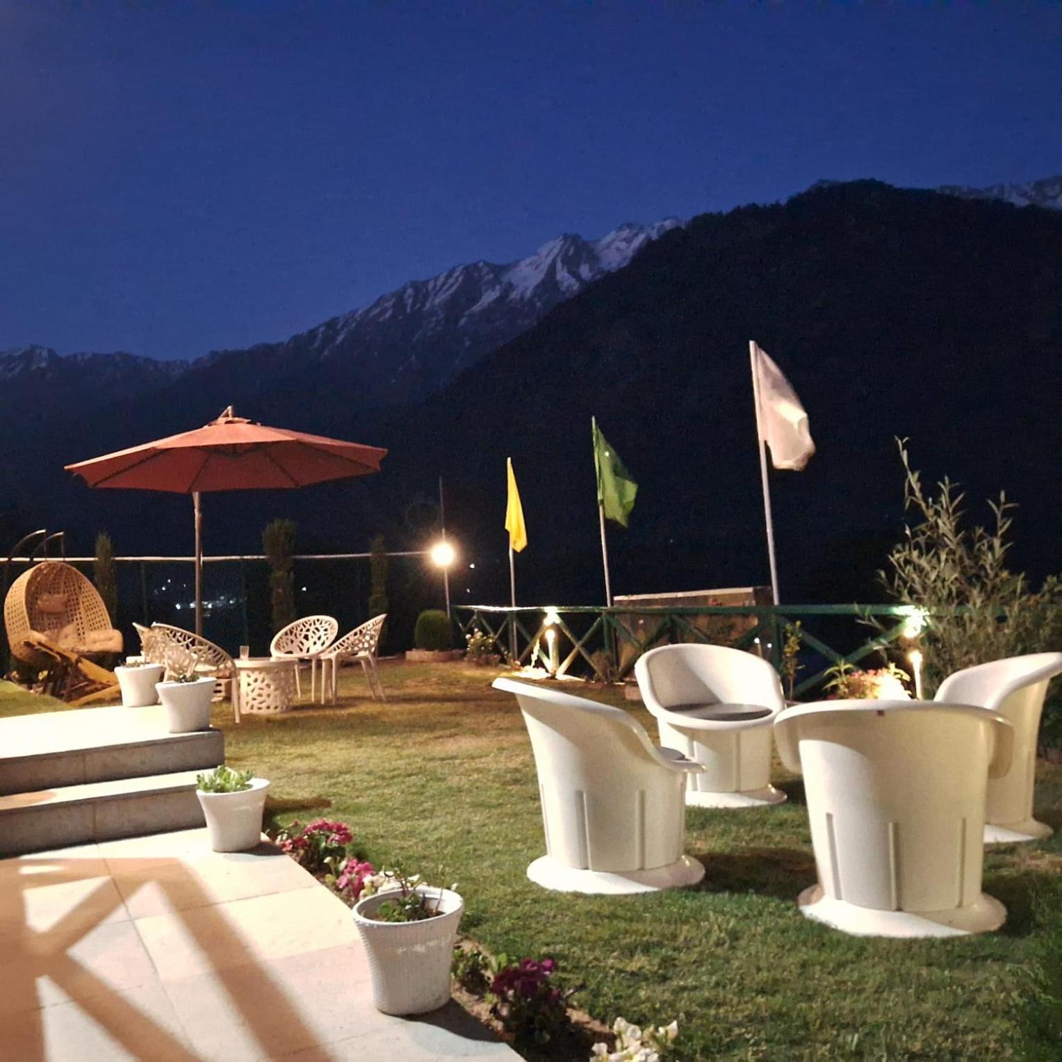 Cliff Cottage Pahalgam, Kashmir Batakut Exterior photo
