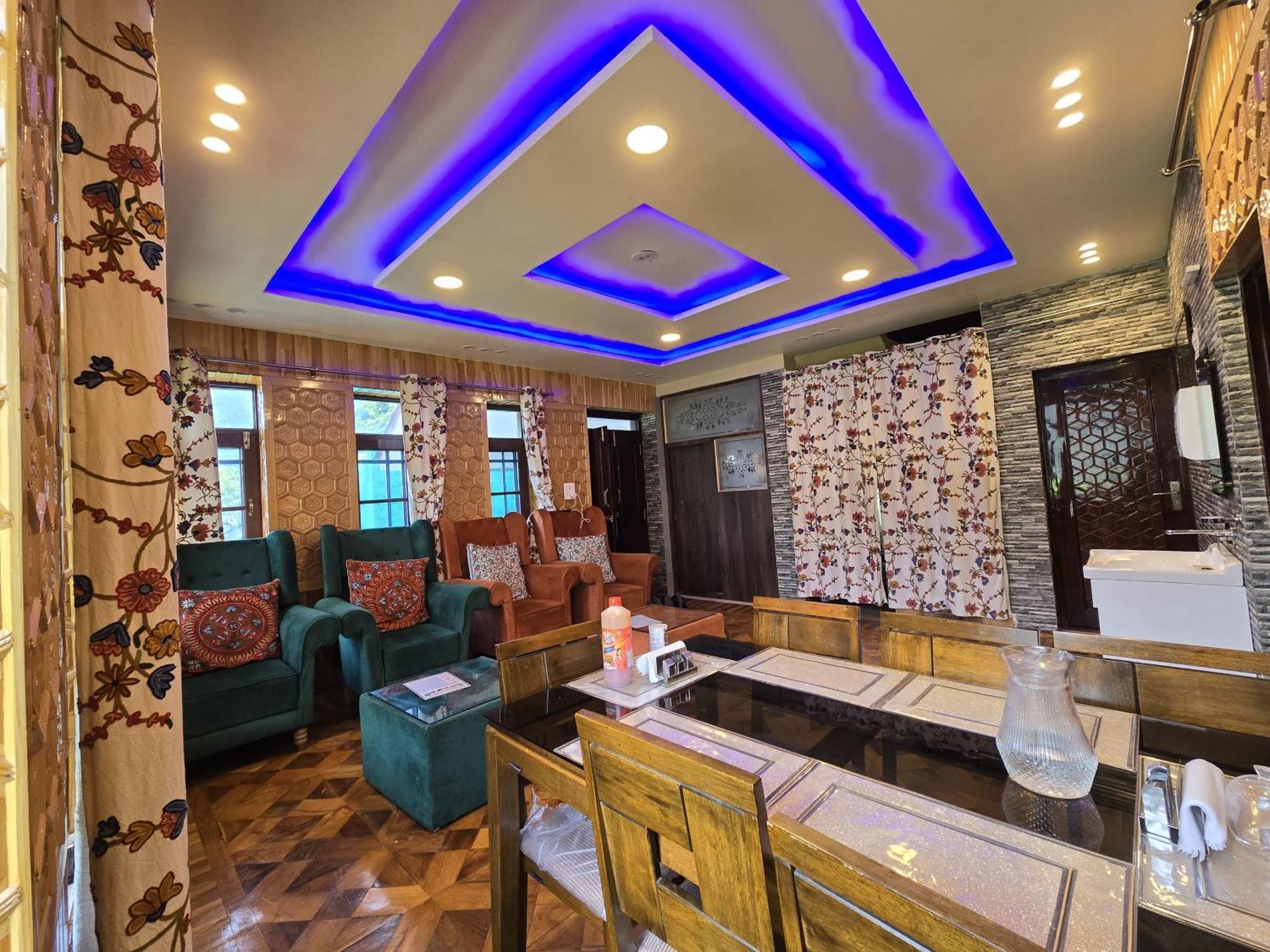 Cliff Cottage Pahalgam, Kashmir Batakut Exterior photo